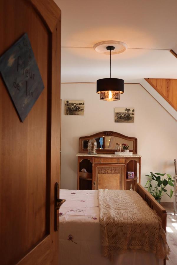 Kleene Geluk - Chambres Et Table D'Hotes Saint-Jans-Cappel Eksteriør billede